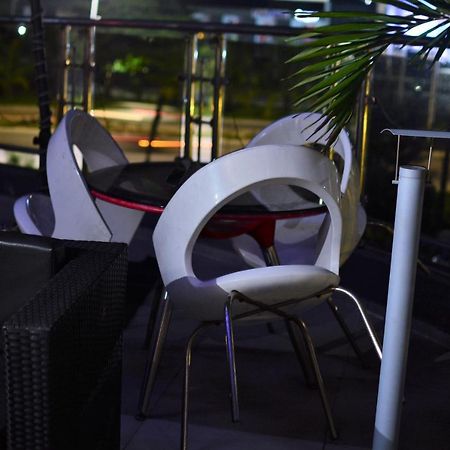 Caesar'S Luxury Hotel Lekki Luaran gambar