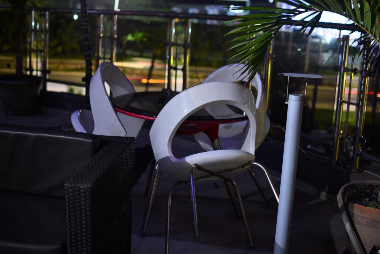 Caesar'S Luxury Hotel Lekki Luaran gambar