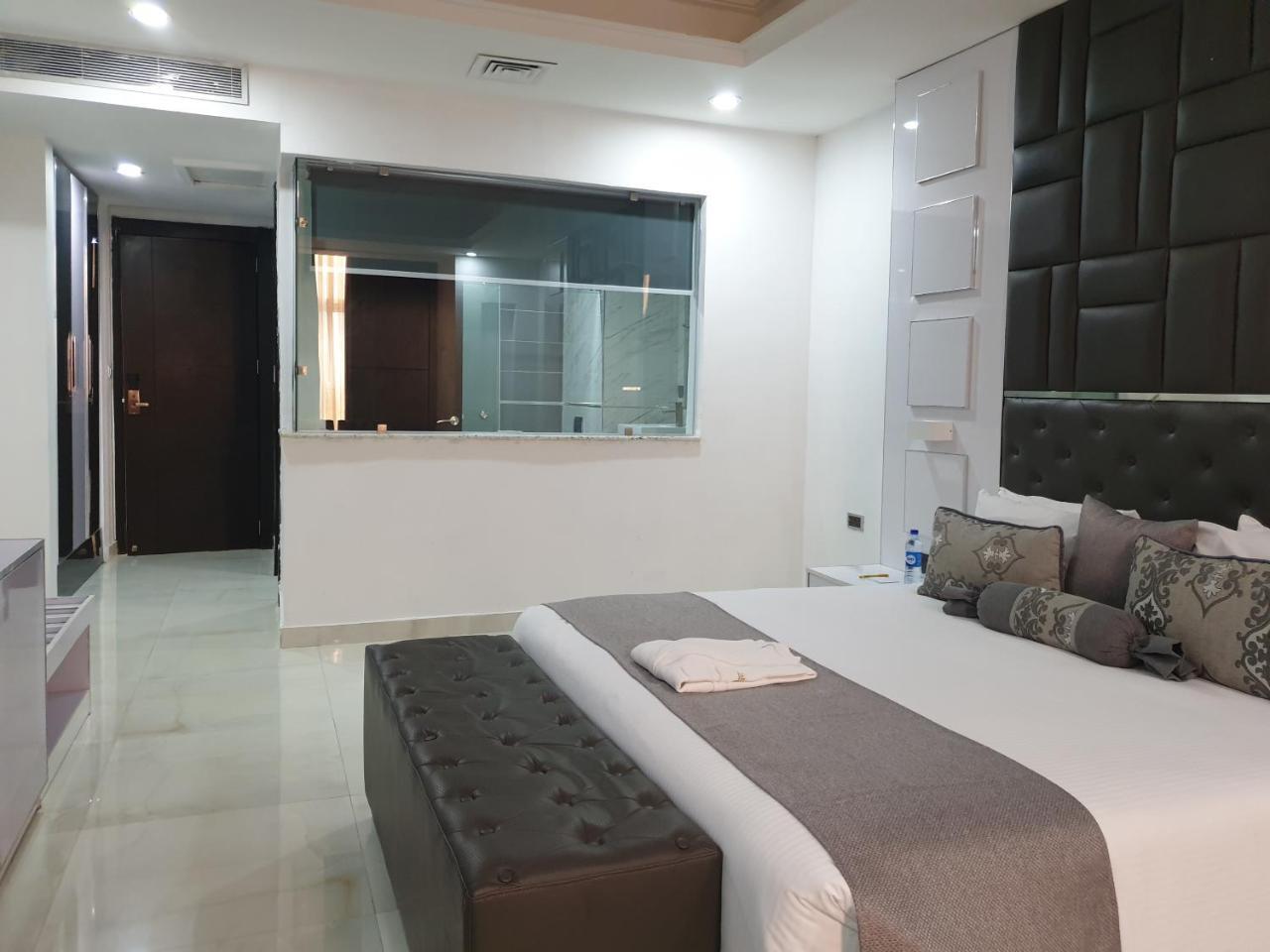 Caesar'S Luxury Hotel Lekki Luaran gambar